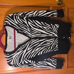 White House Black Market Zebra Striped Snap Close Sweater MEDIUM
